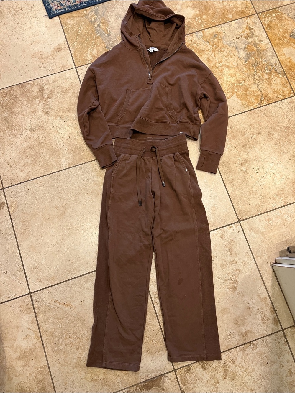 Joylab Brown Cropped Hoodie and Drawstring Sweatpants Set